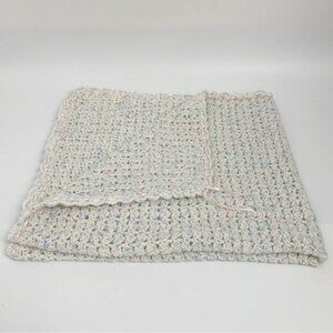 Handmade Crochet Baby Blanket Grandma‎ Chic baby girl 30” X 33”